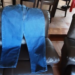 Jeans never worn in perfect conditon